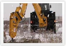 Экскаватор-погрузчик JCB 3CX с гидромолотом.
